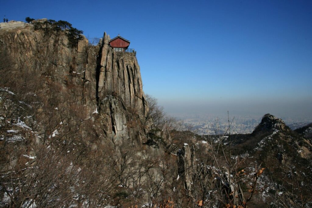 한국에서 취미 생활하기: 등산부터 독서 모임까지